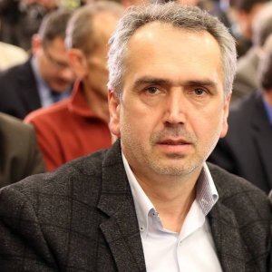 Kur historia bëhet pronë  mohimi  tjetërsimi dhe përvetësimi i figurave shqiptare   rasti i Skënderbeut