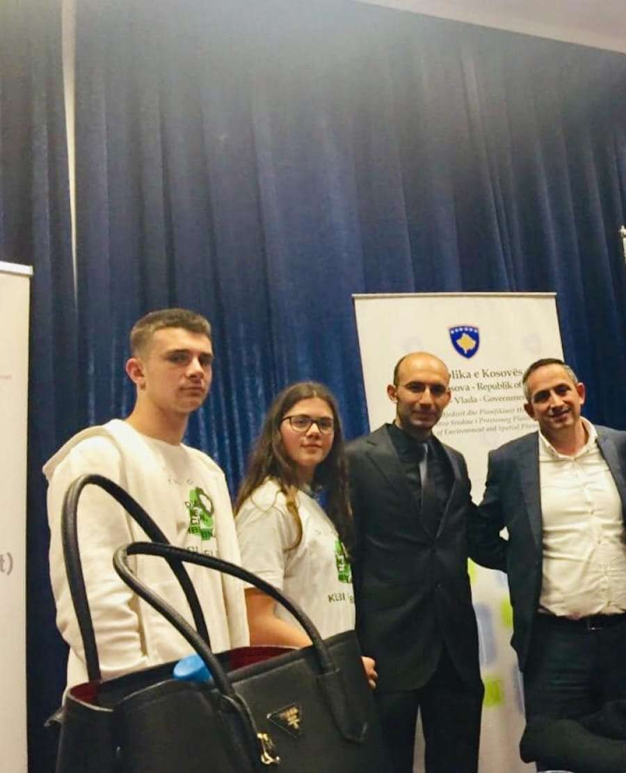 Mehmet Akif-Gjakova merr mirënjohje nga ministri Matoshi, gara e radhës ku do të konkurrojë