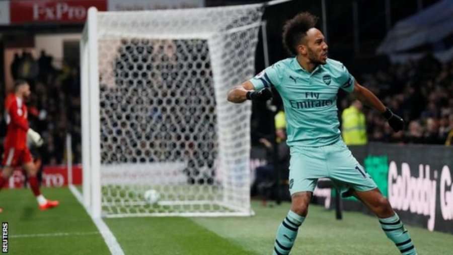 Rikthehet Xhaka, Arsenali arkëton pikë të plota në 'Vicarage Road'