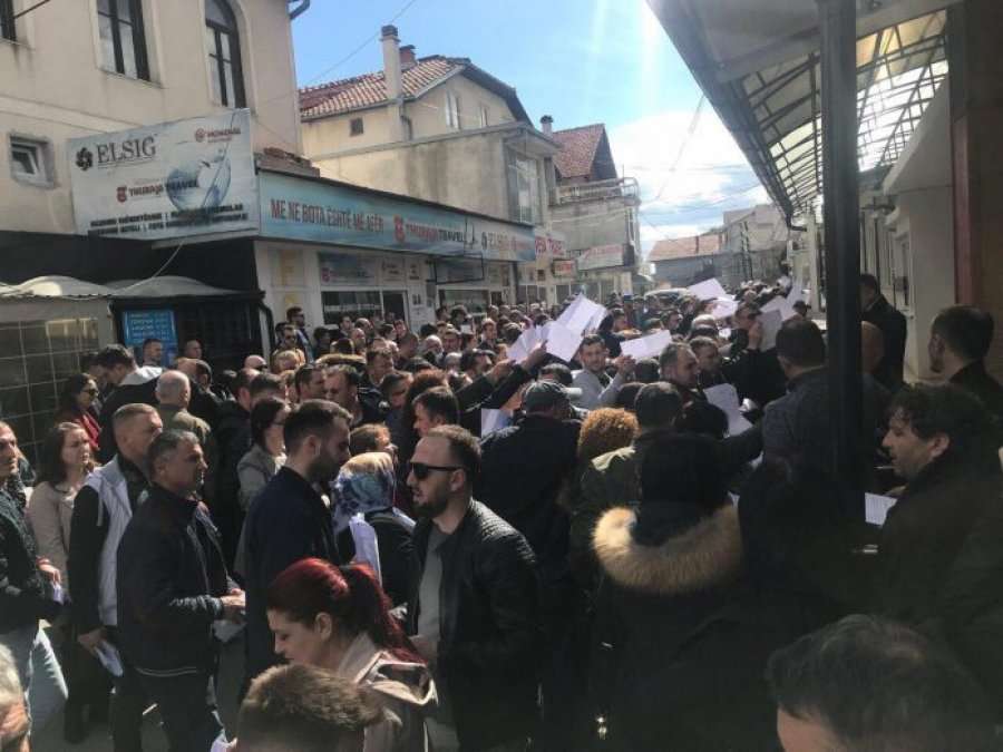 Alarmante: Ikja e të rinjve, Kosovën e lëshojnë dy lojtarë (VIDEO)