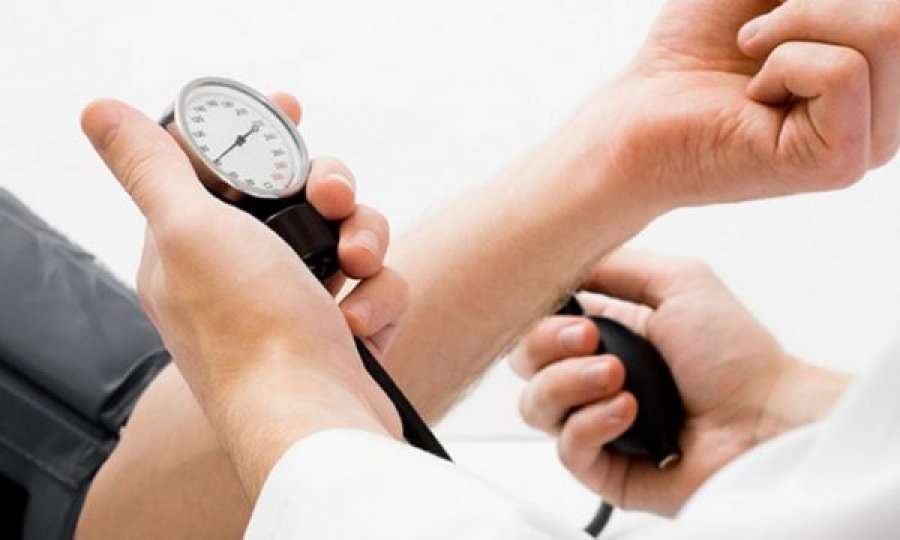 Tensioni i lartë i gjakut është një paralajmërim