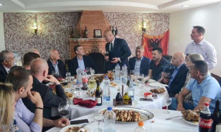 Sërish Pal Lekaj: I bën bashkë në shtëpinë e tij Veselin dhe Haradinajn