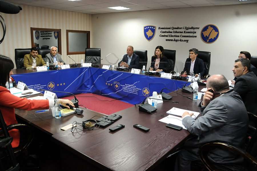 Listës Serbe i vështirësohet situata, LVV zyrtarisht kundër certifikimit të LS-së për zgjedhje