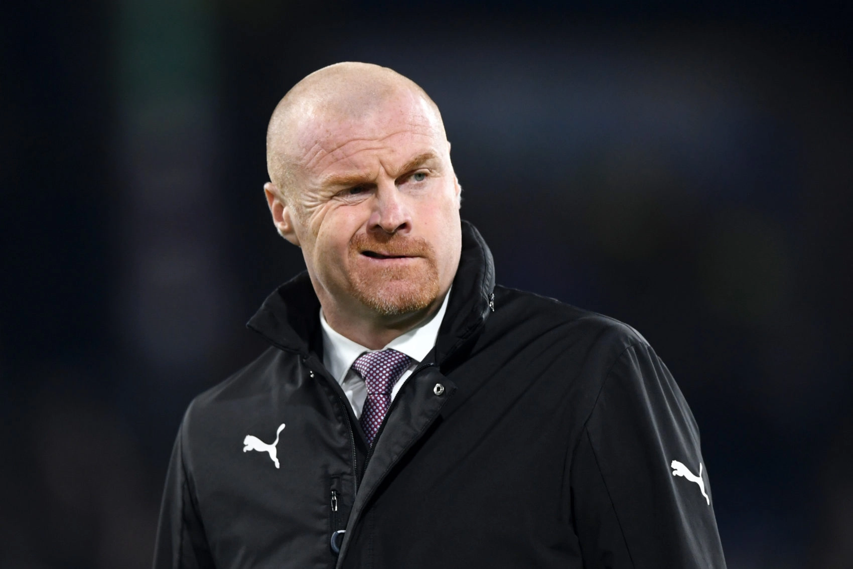 Trajneri i Burnleyt ‘kërcënon’ Manchester Cityn