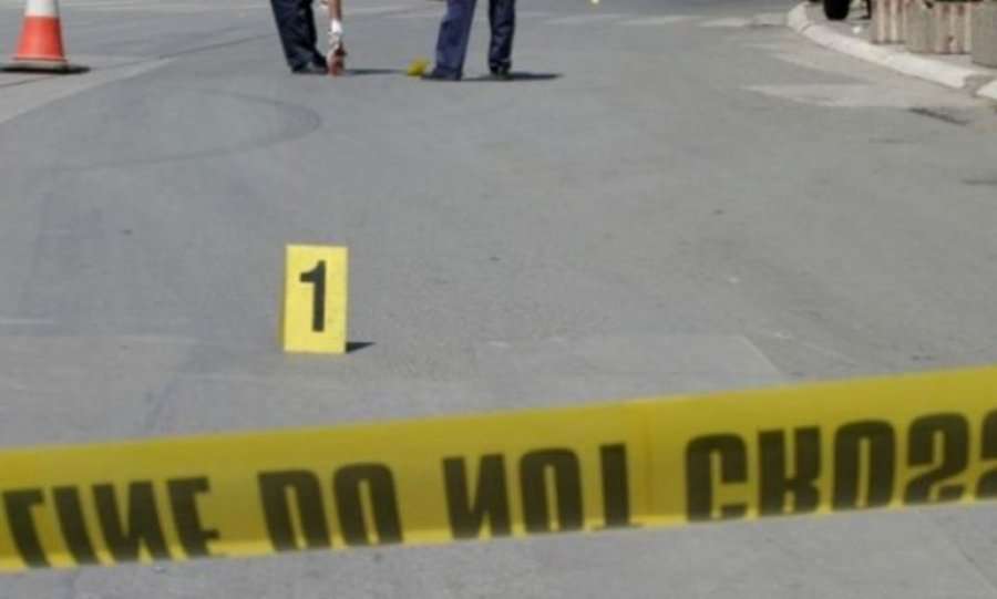 Plagoset një person para një diskoteke në Graçanicë