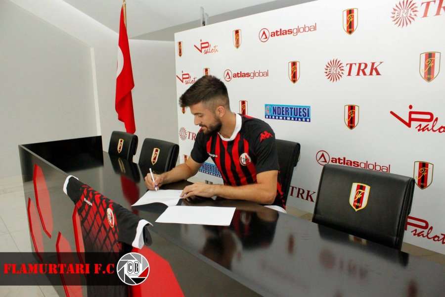 Argjent Mustafa tregon arsyen pse e la Shqipërinë për Drenicën