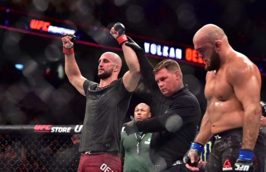Ilir Latifi nokautohet pas dy raundeve nga Volkan Oezdemir (VIDEO)