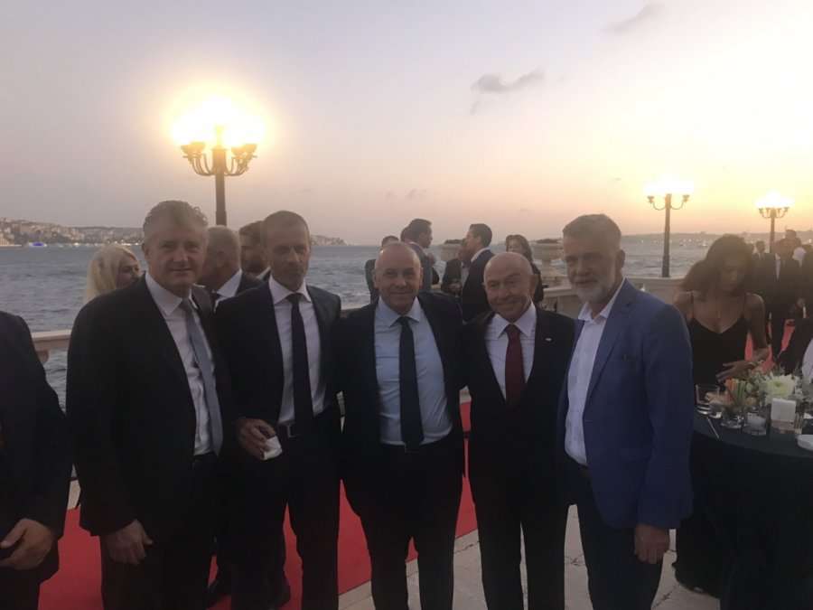 Presidenti Ademi takoi presidentin Ceferin dhe shumë homologë në Stamboll