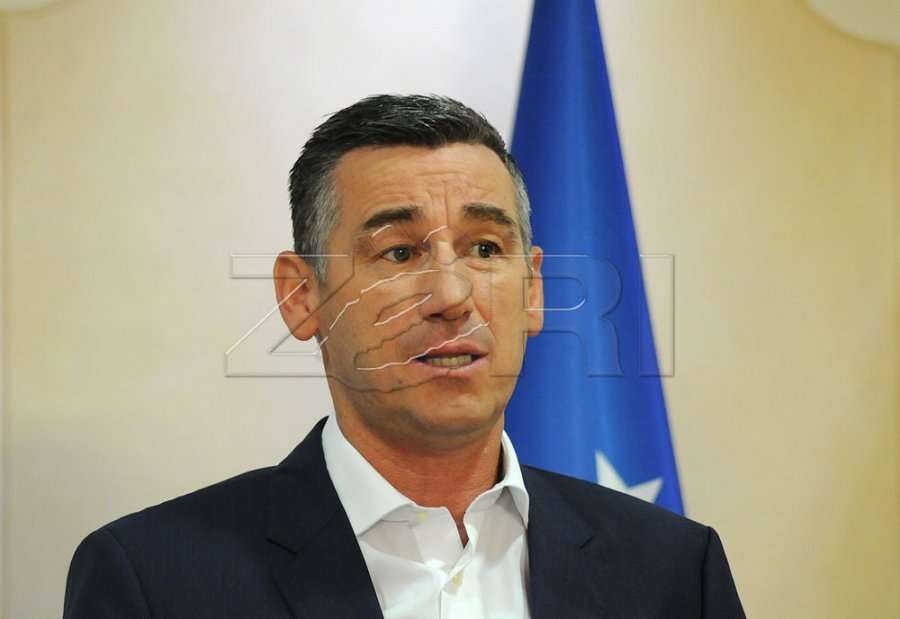 Veseli për Hasan Prishtinën: Është shembull, politikan idealist dhe i pakorruptuar