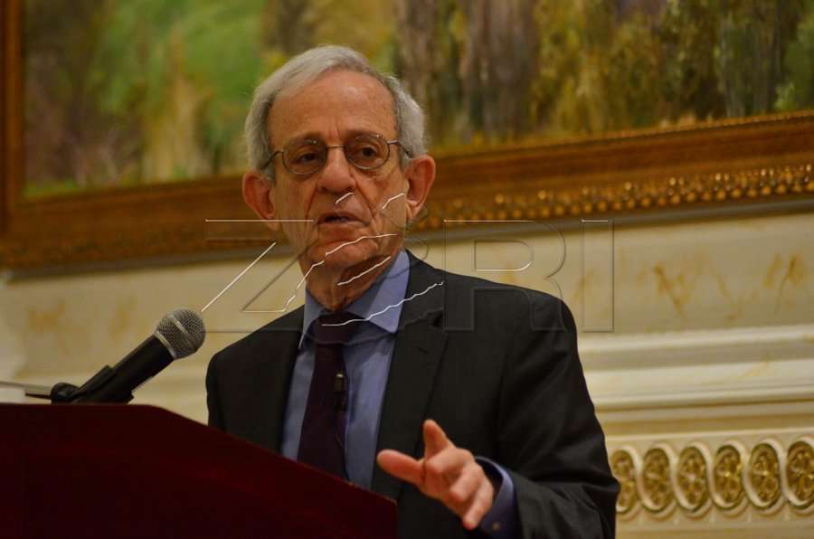 Daniel Server 'shuplakë' Hashim Thaçit