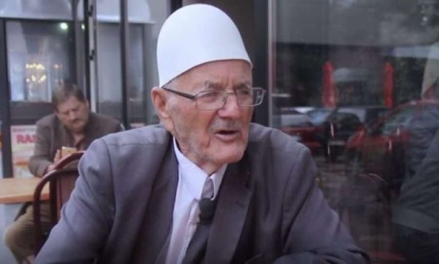 Plaku 93 vjeçar habitë me përgjigjen që i dha serbit, kur e pyeti pse i kishte 23 fëmijë