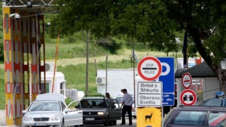 Zvarriten punimet në pikën kufitare me Maqedoninë e Veriut, nuk hapet deri në shtator