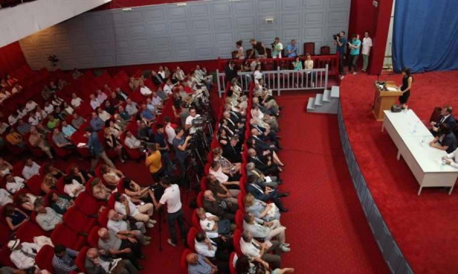 Sot nis Seminari i Gjuhës, Letërsisë dhe Kulturës Shqiptare