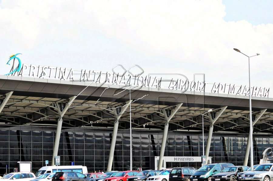 Ministri i Brendshëm: Menaxhmenti i ANP-së duhet t’i evitojë shkeljet, përndryshe aeroporti s’ka si të funksionojë