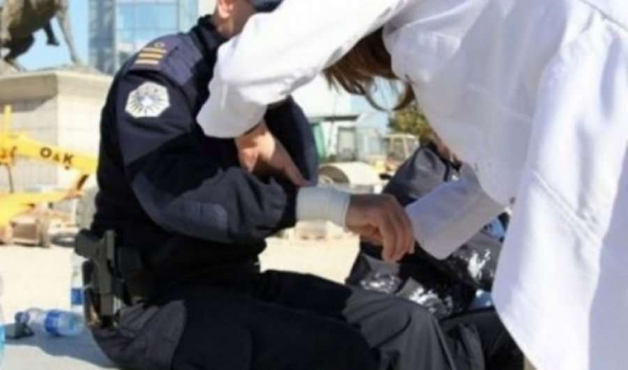 Gjykata merr vendim për të dyshuarin që theri me thikë policin në Pejë
