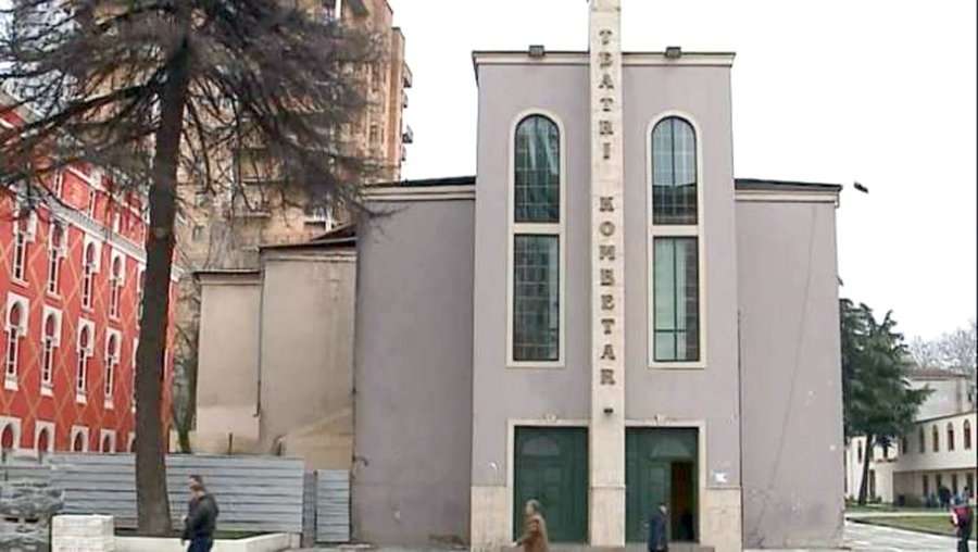 Debat i hapur për mbrojtje të Teatrit Kombëtar të Tiranës