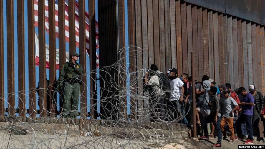 SHBA synon heqjen e kufizimeve kohore për ndalim të fëmijëve migrantë