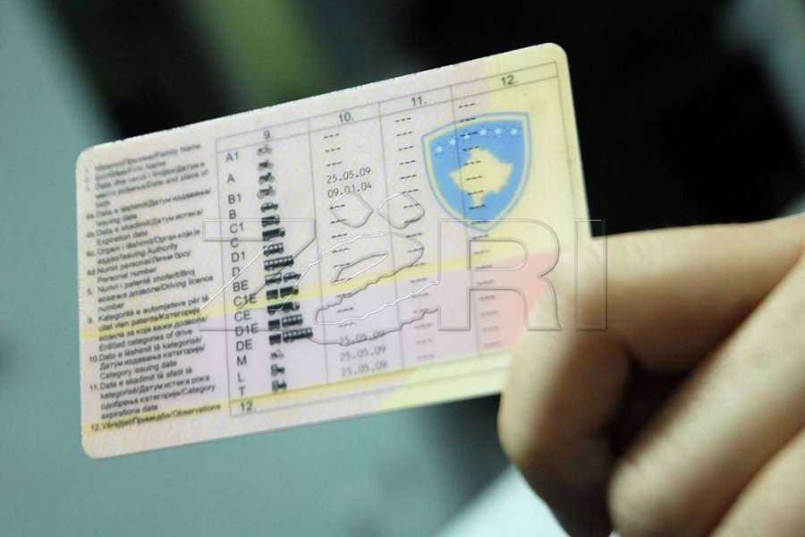 Arrestohet një person, falsifikoi patent-shoferin e Sllovenisë për t’u pajisur me një të Kosovës