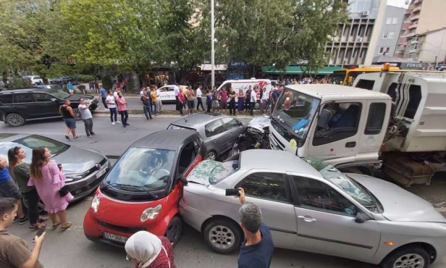 Gjithçka rreth aksidentit masiv që ndodhi sot në Prishtinë