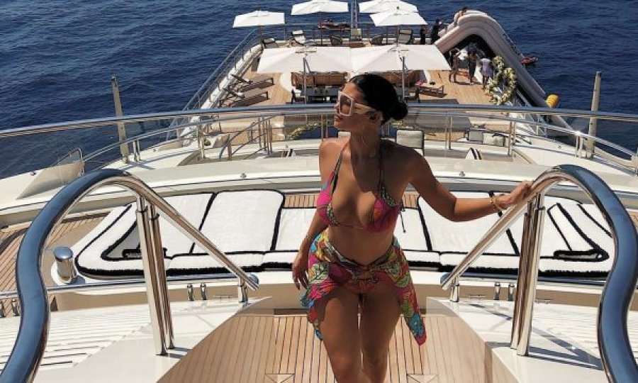 Kylie Jenner po urrehet nga të gjithë, kjo është arsyeja