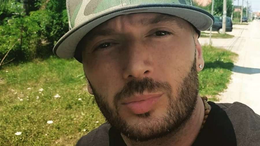 Unikkatil mban koncert në Zvicër, takohet me futbollistin e kombëtares së Kosovës