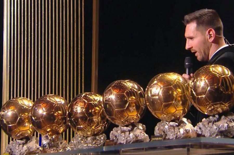 Ronaldo mungoi në ceremoninë e 'Topit të Artë', kështu i reagon Messi