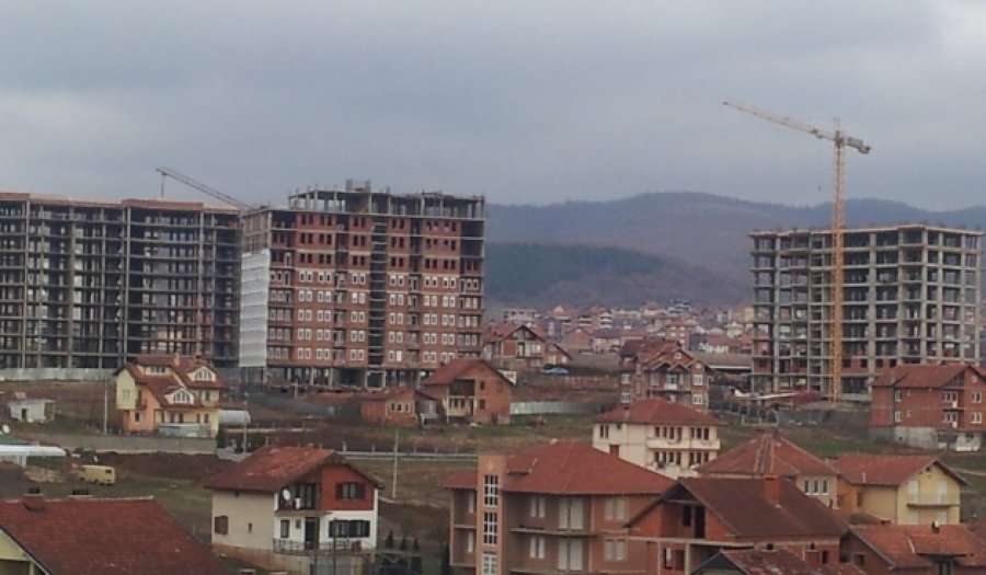 Skandal me ndërtimet në Prishtinë, 690 objekte pa certifikatë përdorimi