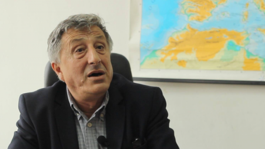 Jashari reagon pas dështimit të Kosovës në PISA: S’kanë faj mësuesit