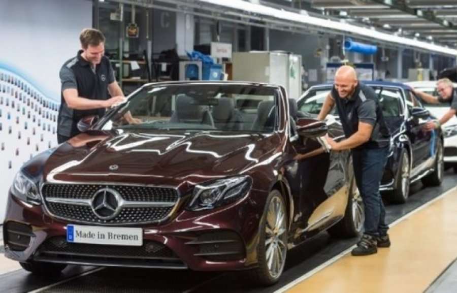 Mercedes-Benz shënoi rekord shitjesh në nëntor