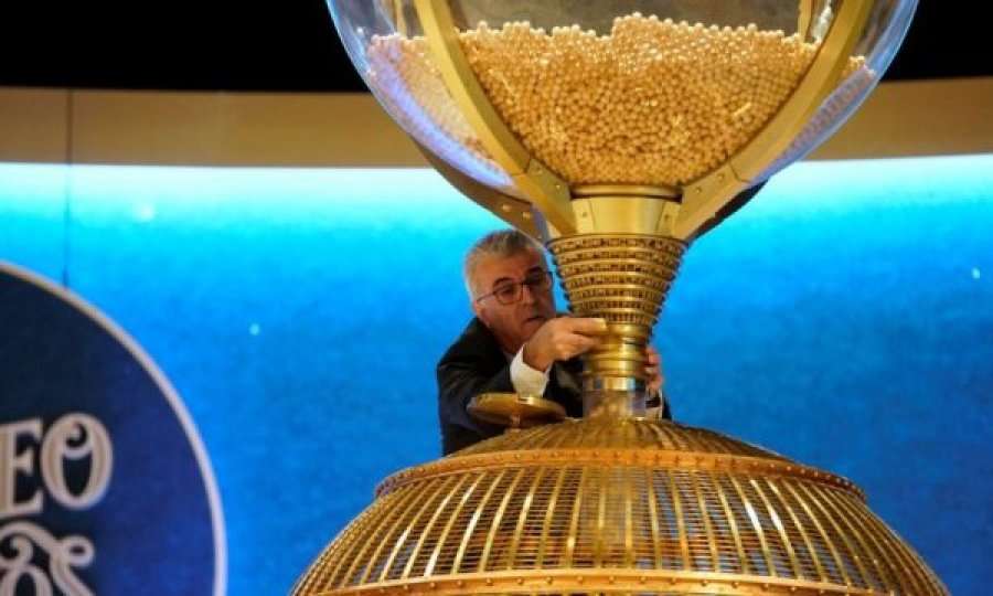 Spanja organizon lotarinë më të madhe në botë, dhurohen 2.4 miliardë euro
