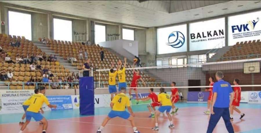 Kosovo (10)x0 título - Macedonia del Norte, partido cercano con k 10x1] 