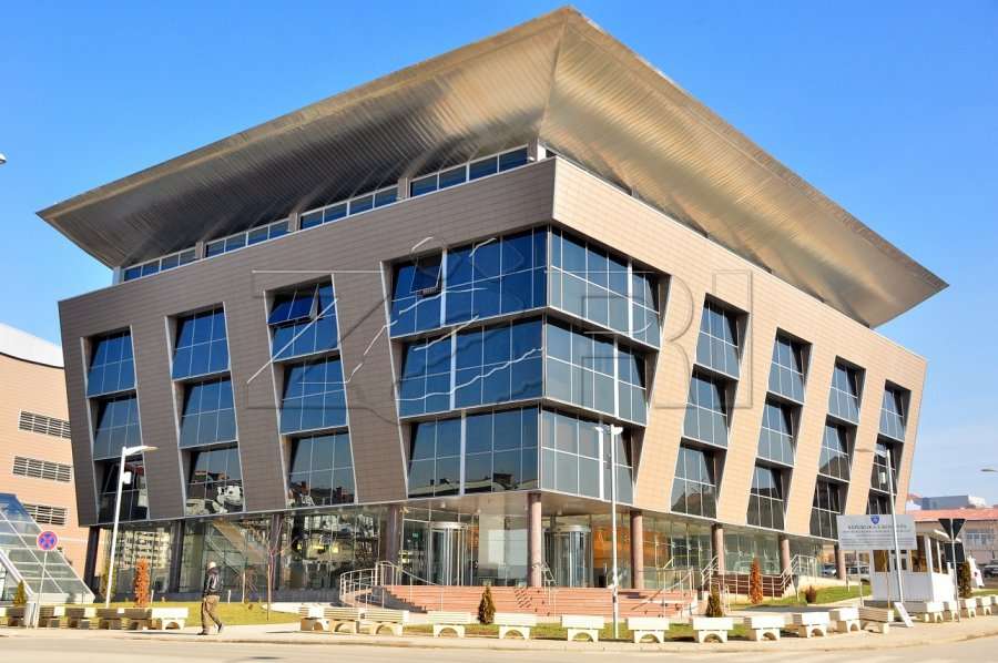 Tender prej 1.7 milion eurosh për ndërtimin e dy shkollave