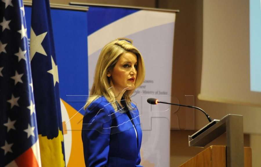 Ministria e Integrimeve i jep edhe 1 milion euro për kampanjë për vizat