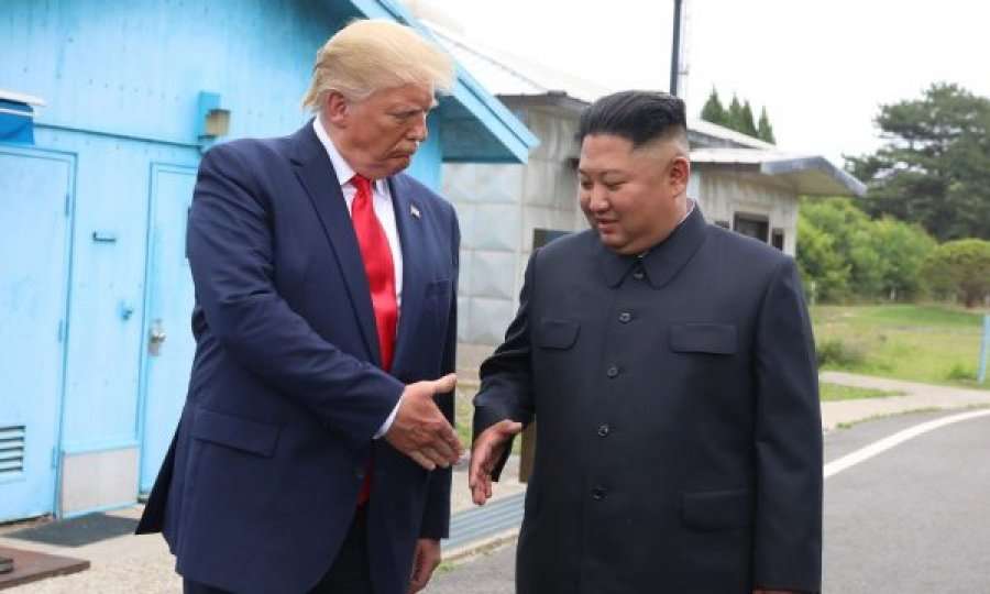 Trump po mendon zbutjen e sanksioneve ndaj Koresë së Veriut
