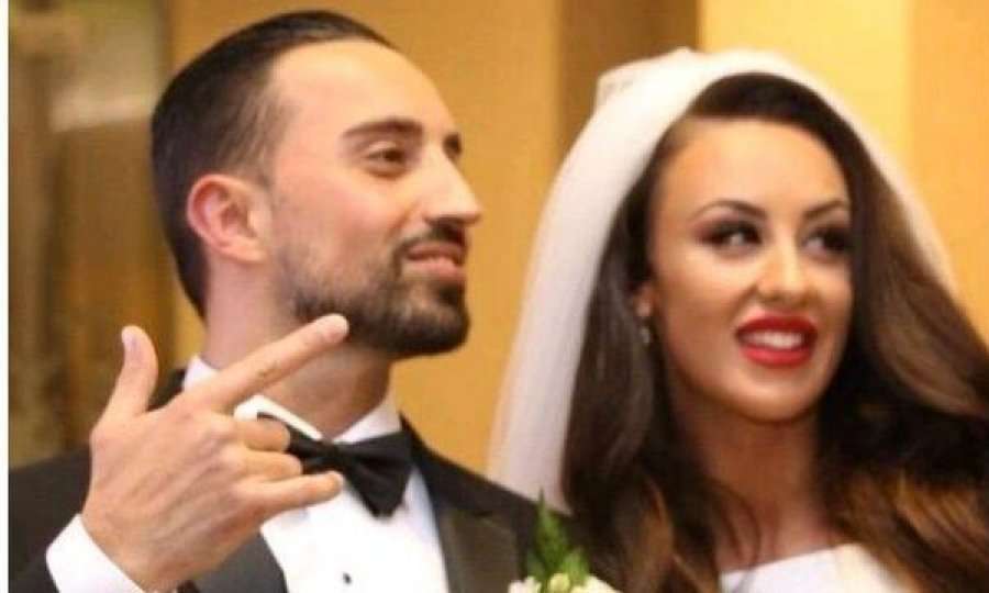 Ish i dashuri i Gentës i jep fund martesës me bashkëshorten?