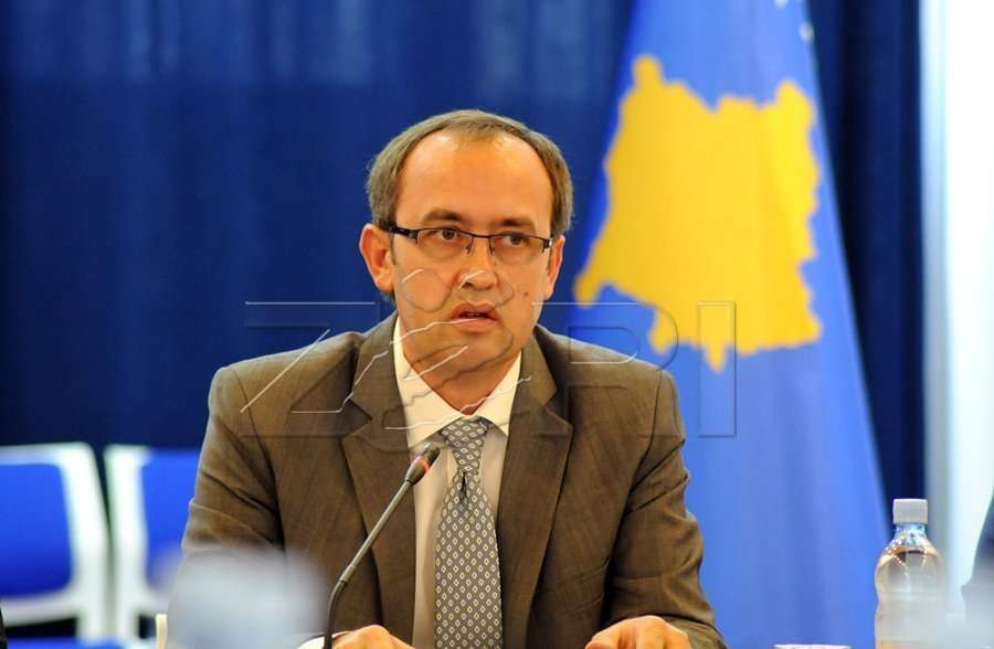 Hoti: Taksa ka pasur pasoja negative për Kosovën