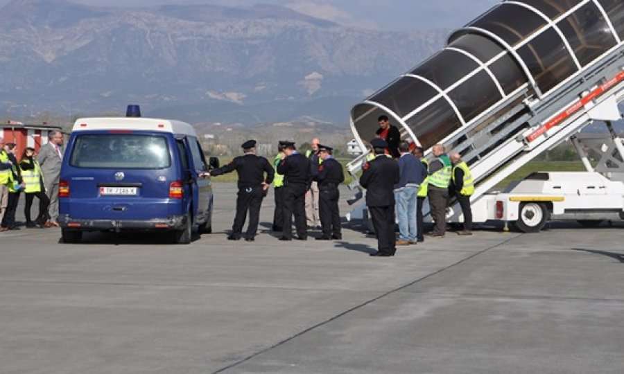 I dënuari me 12 vite burg në Itali, arrestohet në Rinas