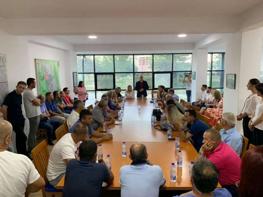 AAK bëhet gati për zgjedhje