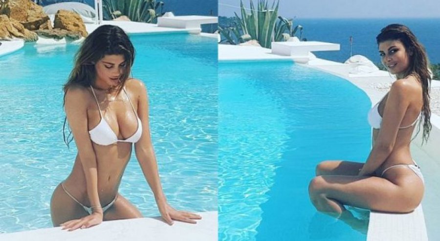 Angela Martini pozon në bikini, i 'ngrit' temperaturat