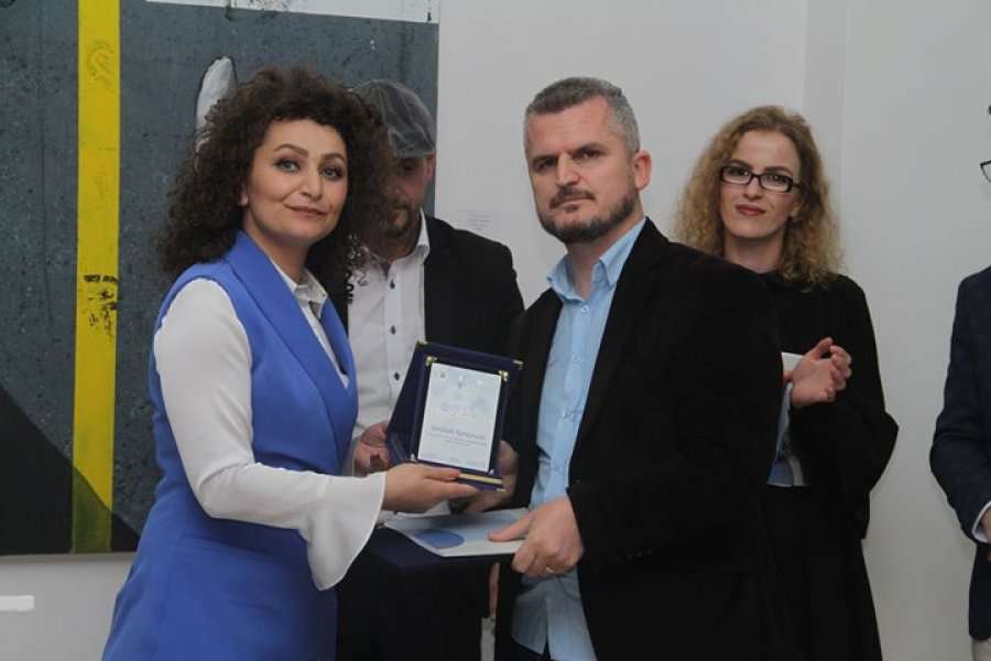 Jetullah Sylejmani, fitues i çmimit “Ditët e Kulturës 2019” në Ferizaj