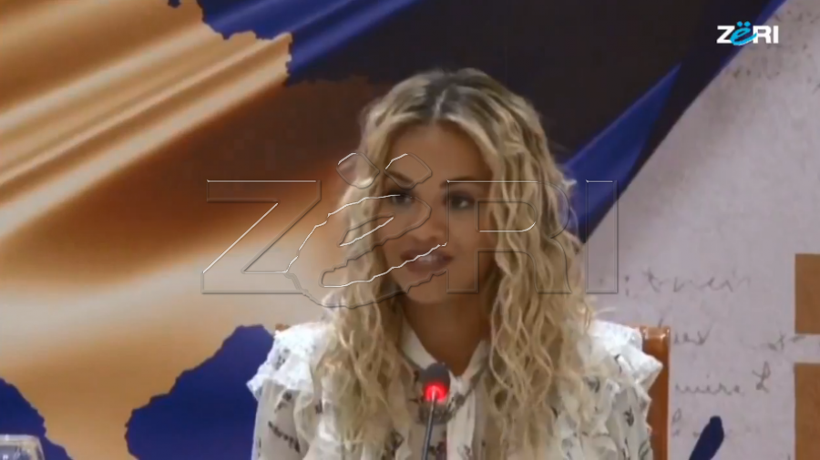 Rita Ora shpallet këngëtarja e katërt më e klikuar në botë