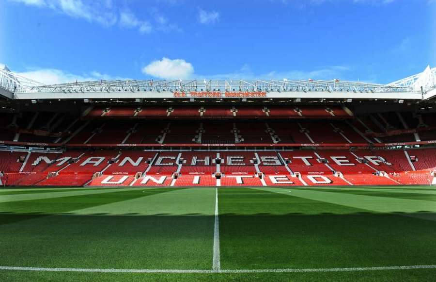 Zyrtare: Manchester United me transferin e parë