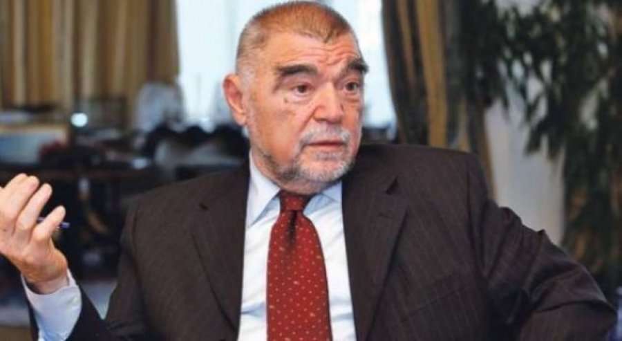 Stipe Mesiç do të shpallet Qytetar Nderi në Pejë