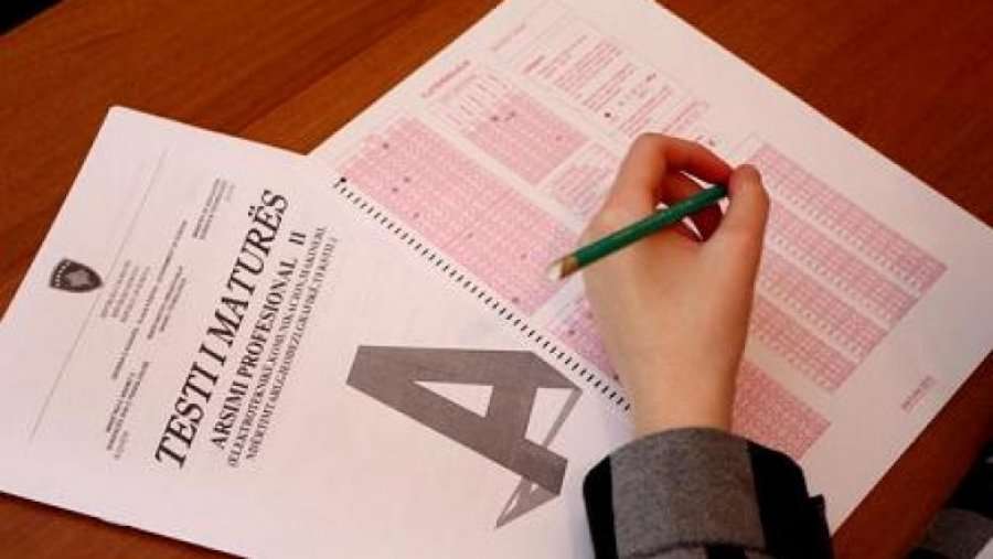KShM merr masa për shkelësit e rregullave gjatë provimit të Maturës Shtetërore, përjashtohen nga testi 54 nxënës