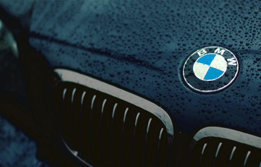 BMW regjistron rritje të fuqishme