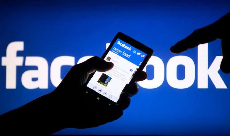 Facebook do iu paguajë nëse e lejoni të spiunoj në ju