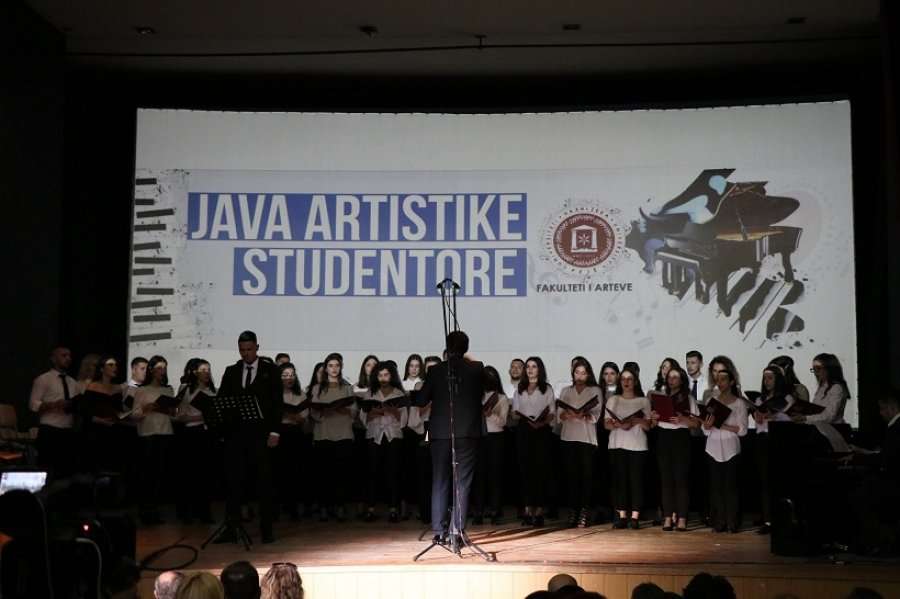 Mbahet “Java Artistike Studentore” në Pejë