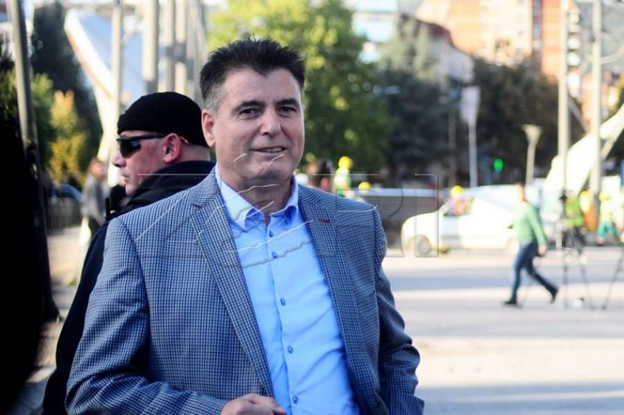 I mbledh rreth 115 nënshkrime, Bahtiri kërkon nga institucionet shtetërore ndërprerjen e ndërtimeve në veri