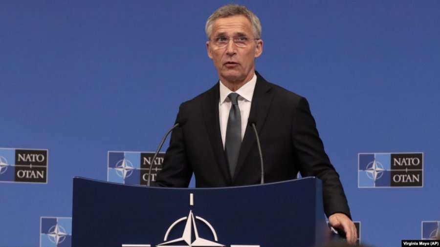 Stoltenberg: Shpresoj që deri në dhjetor Maqedonia e Veriut do të anëtarësohet në NATO
