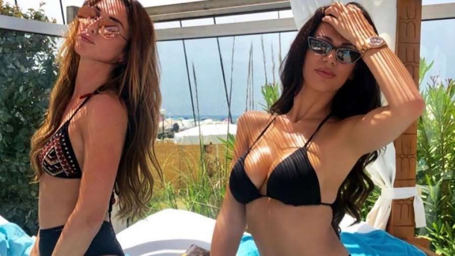 Pushimet e Erjona Sulejmanit: Nga pozat me bikini deri në ‘topless’